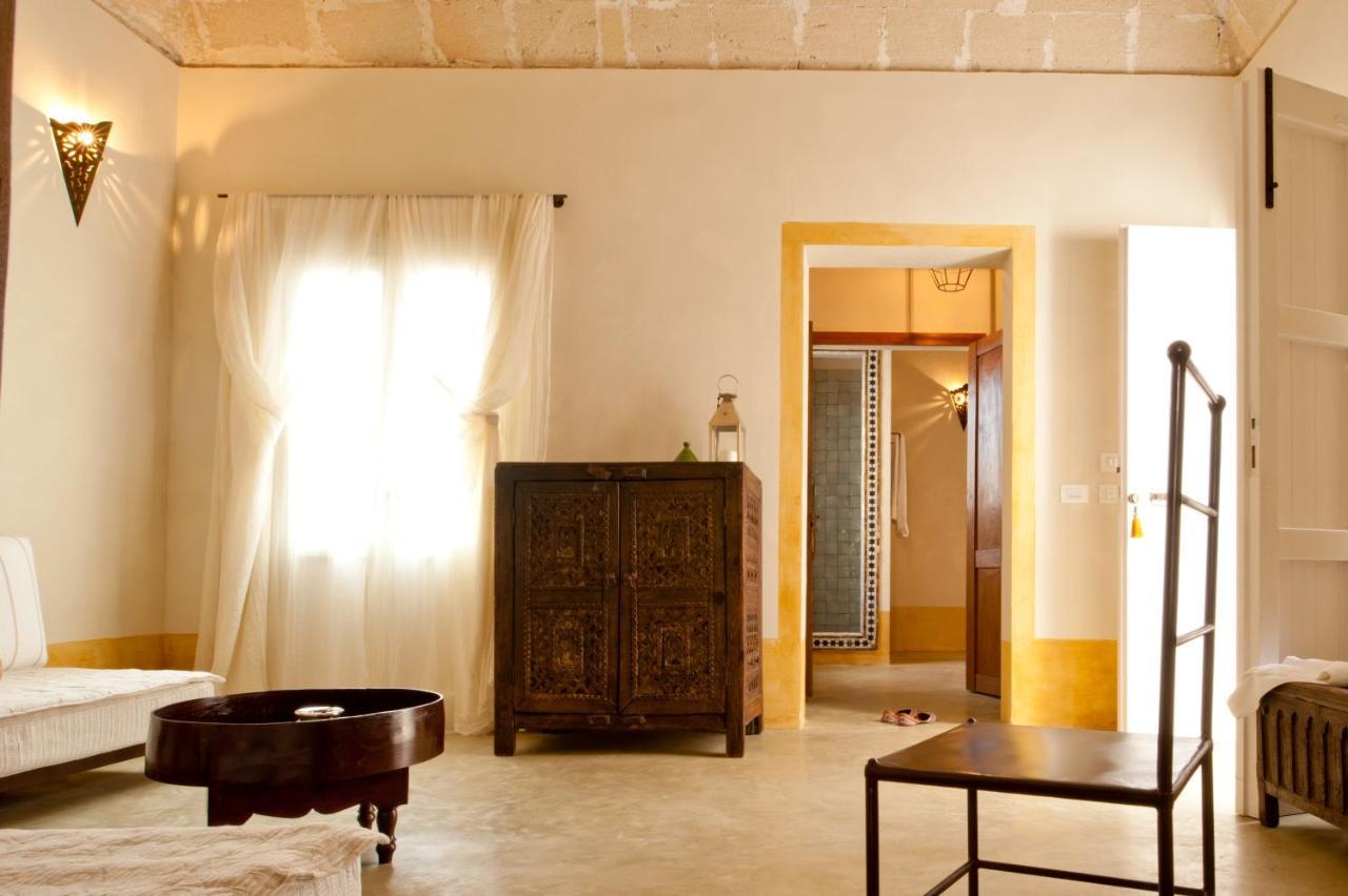 La Casa Dell'Arancio Bed & Breakfast ฟาวีญานา ภายนอก รูปภาพ