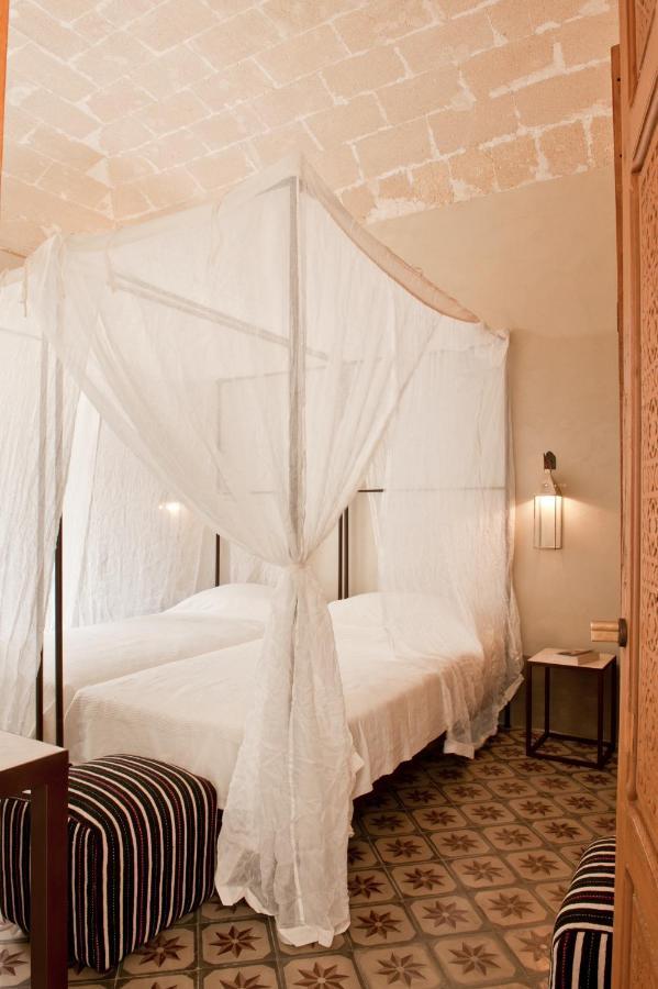 La Casa Dell'Arancio Bed & Breakfast ฟาวีญานา ภายนอก รูปภาพ