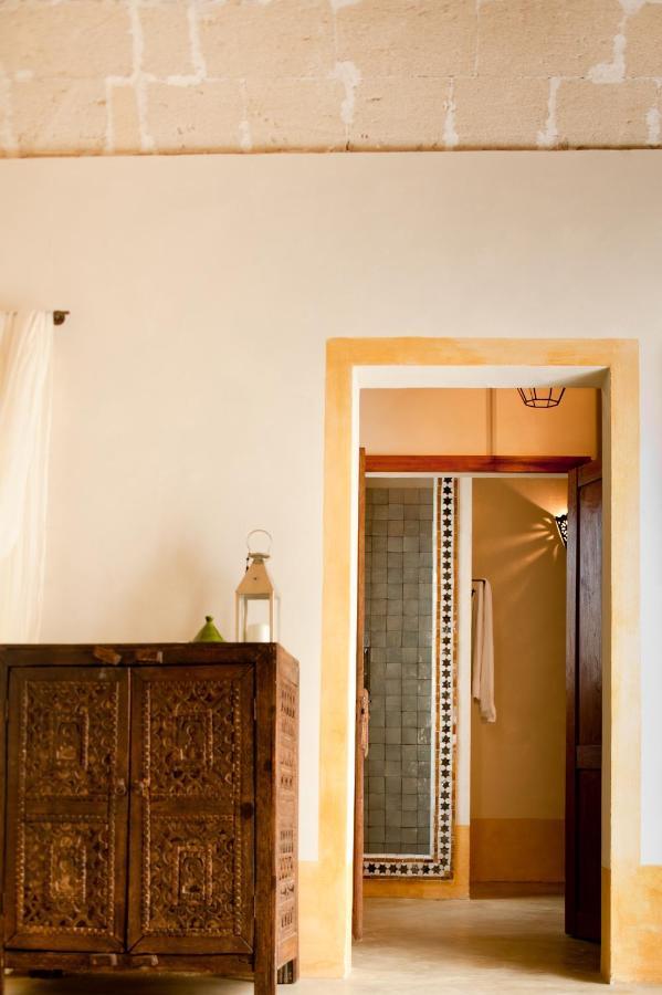 La Casa Dell'Arancio Bed & Breakfast ฟาวีญานา ภายนอก รูปภาพ