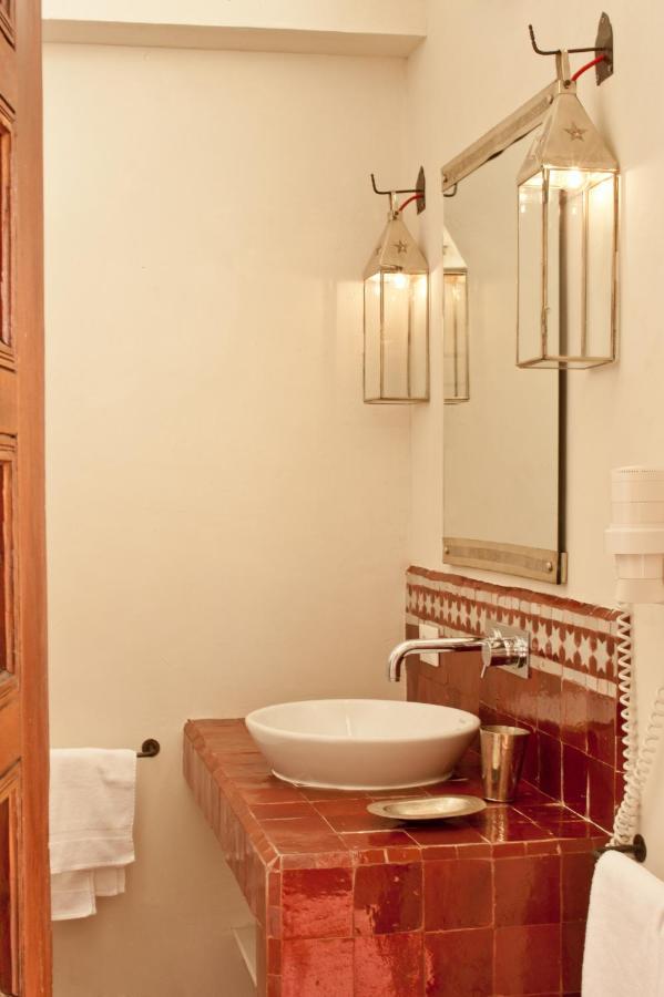 La Casa Dell'Arancio Bed & Breakfast ฟาวีญานา ภายนอก รูปภาพ