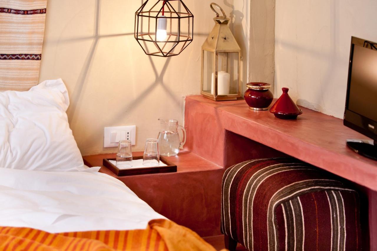 La Casa Dell'Arancio Bed & Breakfast ฟาวีญานา ภายนอก รูปภาพ
