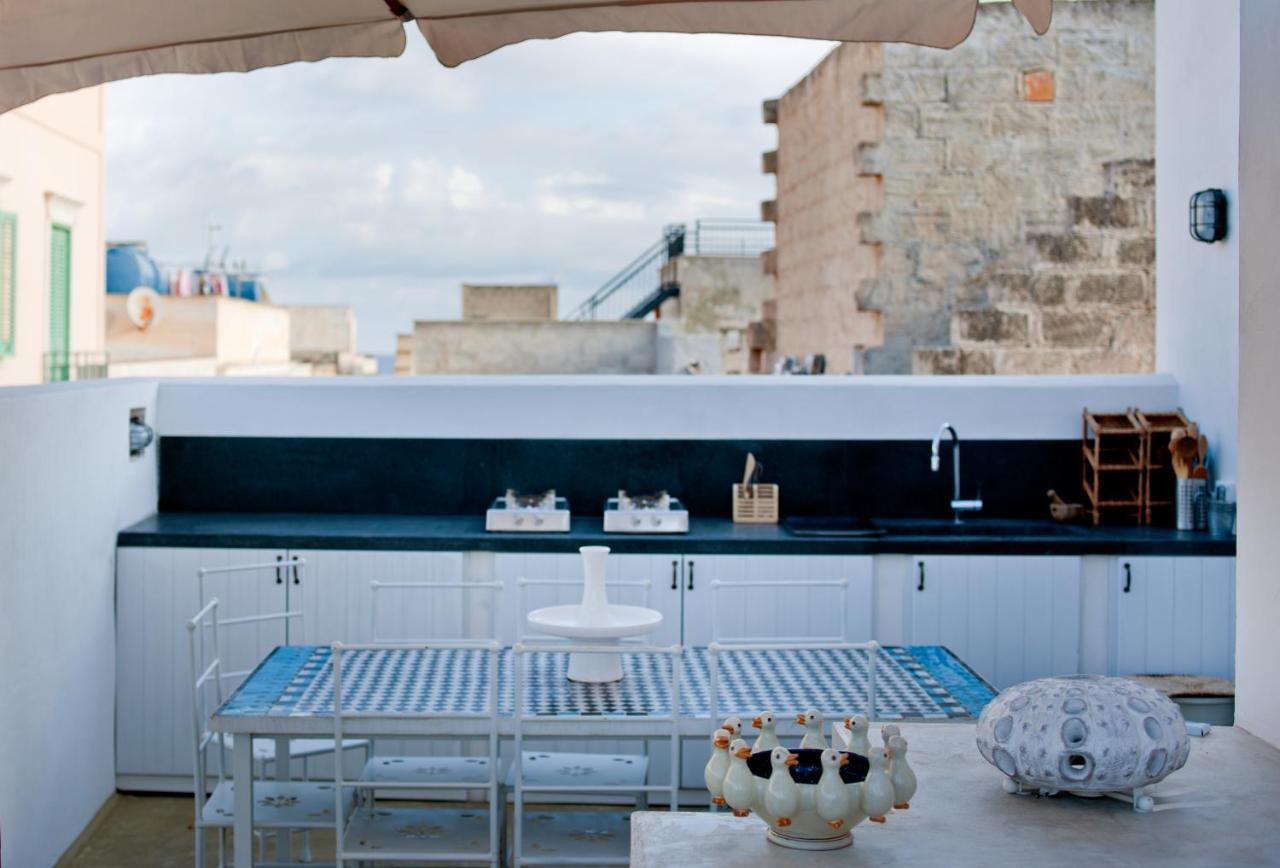 La Casa Dell'Arancio Bed & Breakfast ฟาวีญานา ภายนอก รูปภาพ