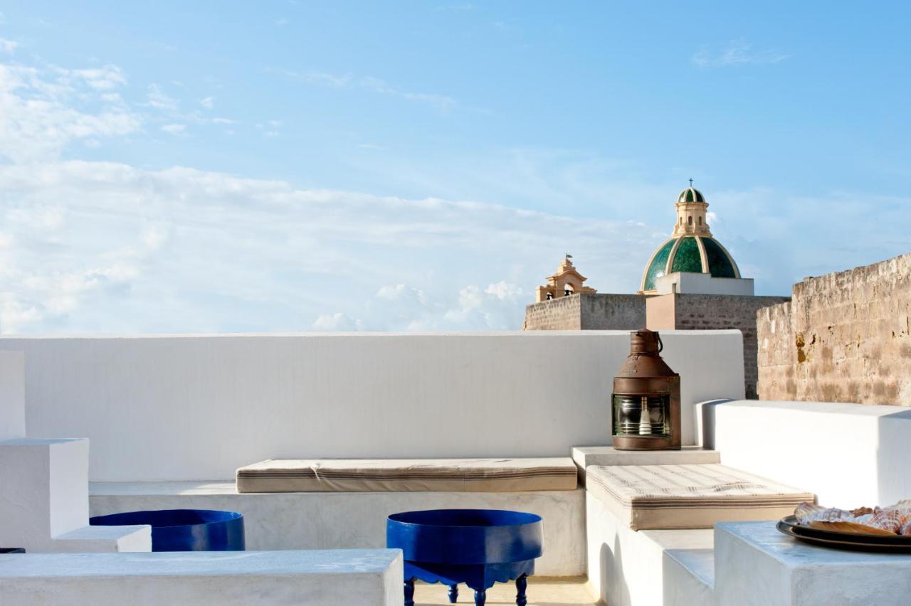 La Casa Dell'Arancio Bed & Breakfast ฟาวีญานา ภายนอก รูปภาพ